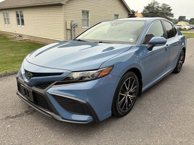 2024 Toyota Camry SE Auto (SE)