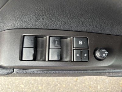 2023 Toyota Camry SE Auto (SE)