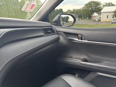 2023 Toyota Camry SE Auto (SE)