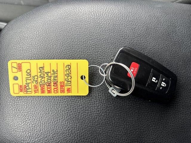 2025 Toyota RAV4 Hybrid XLE AWD (Natl)