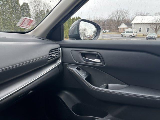 2024 Nissan Rogue AWD SV