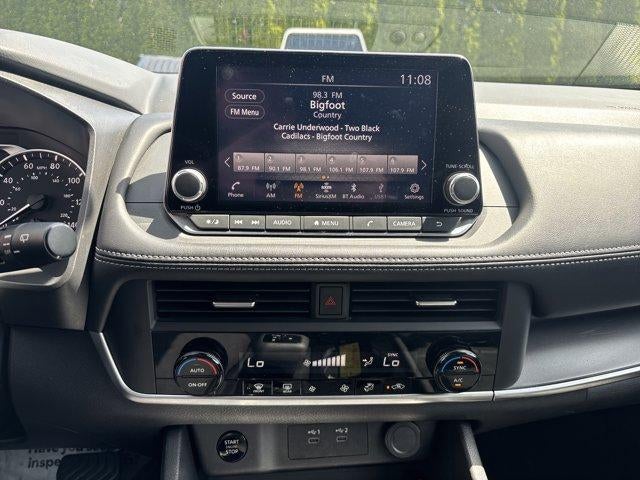 2025 Nissan Rogue AWD SV