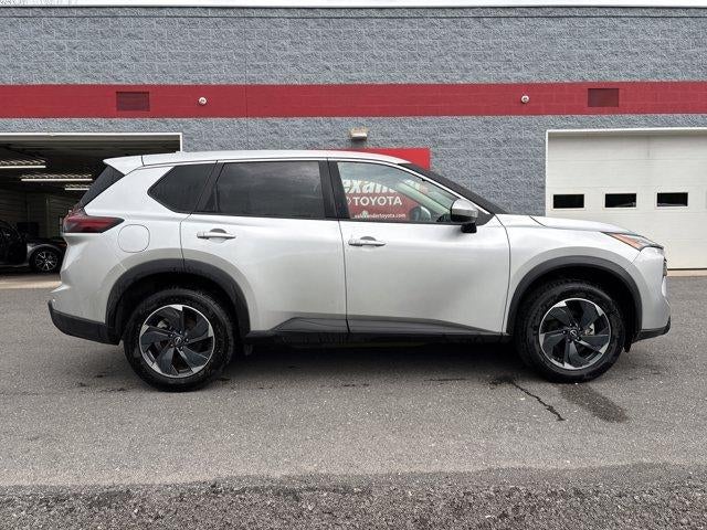 2024 Nissan Rogue AWD SV