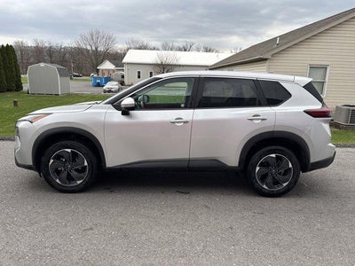 2024 Nissan Rogue AWD SV
