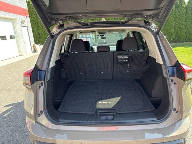 2025 Nissan Rogue AWD SV
