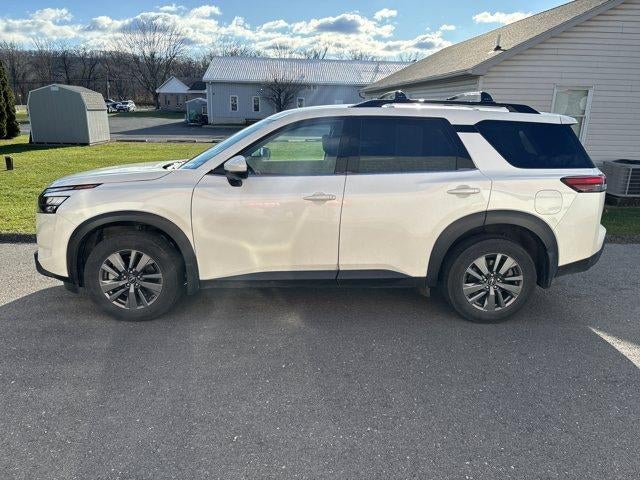 2024 Nissan Pathfinder SV 4WD