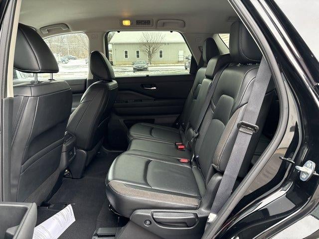 2024 Nissan Pathfinder SL 4WD