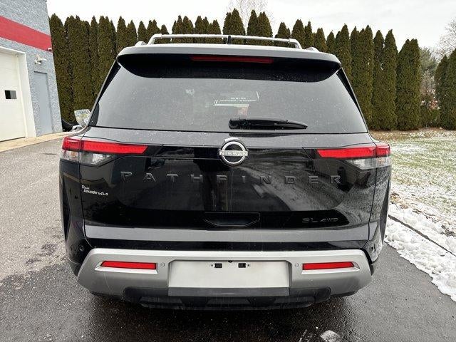 2024 Nissan Pathfinder SL 4WD