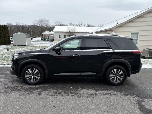 2024 Nissan Pathfinder SL 4WD