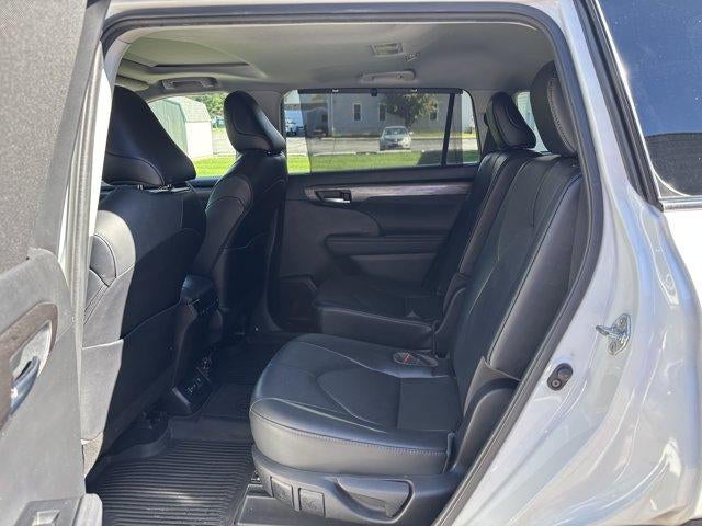 2022 Toyota Highlander Limited AWD (Natl)