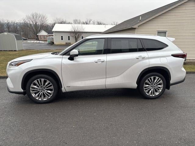 2025 Toyota Highlander Hybrid Platinum AWD (Natl)