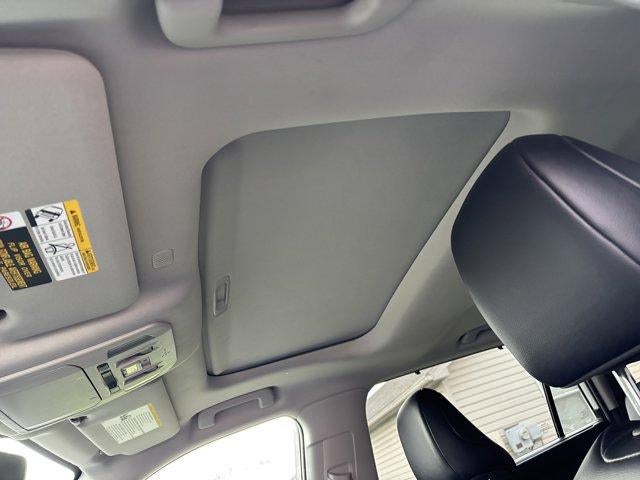 2022 Toyota Highlander XLE AWD (Natl)