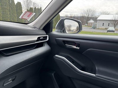 2022 Toyota Highlander XLE AWD (Natl)