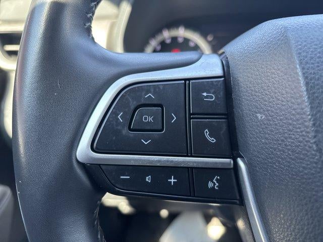 2024 Toyota Highlander LE AWD (SE)