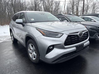 2024 Toyota Highlander LE AWD (SE)