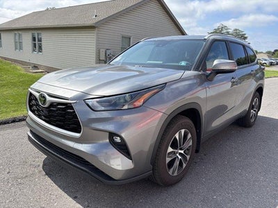 2026 Toyota Highlander XLE AWD (Natl)