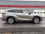2026 Toyota Highlander Platinum AWD (Natl)