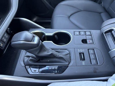2024 Toyota Highlander XLE AWD (Natl)
