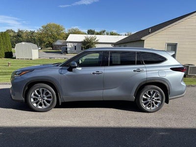 2024 Toyota Highlander Limited AWD (Natl)