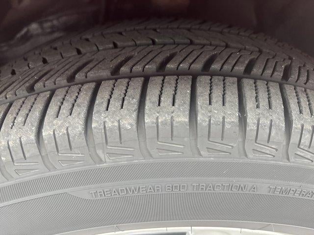 2013 Toyota Sienna 5dr 8-Pass Van V6 LE FWD (Natl)