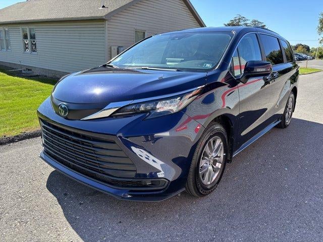 2024 Toyota Sienna LE AWD 8-Passenger (Natl)