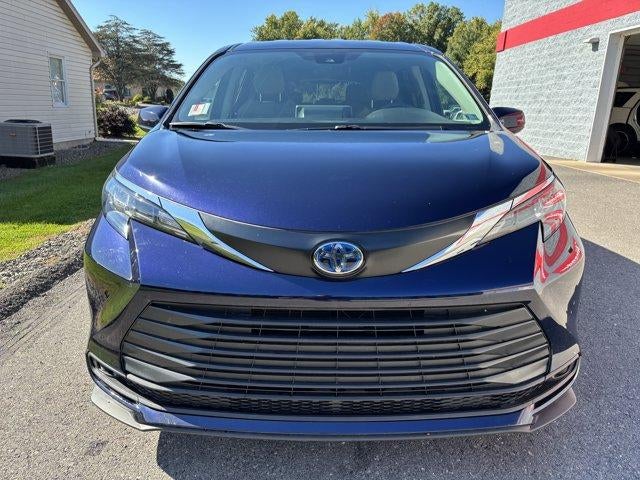 2024 Toyota Sienna LE AWD 8-Passenger (Natl)