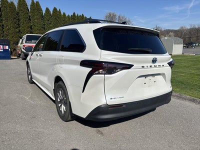 2025 Toyota Sienna XLE AWD 7-Passenger (Natl)