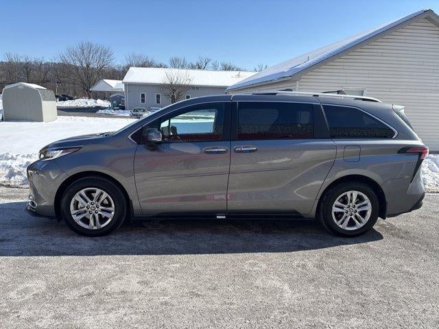 2026 Toyota Sienna Limited AWD 7-Passenger (GS)