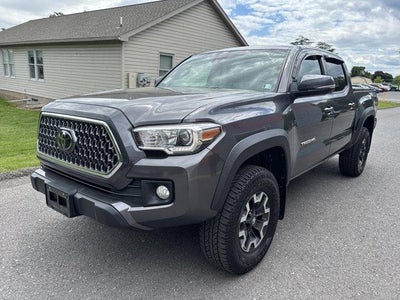 2019 Toyota Tacoma 4WD 4WD TRD Off Road Double Cab 5' Bed V6 MT (Natl)