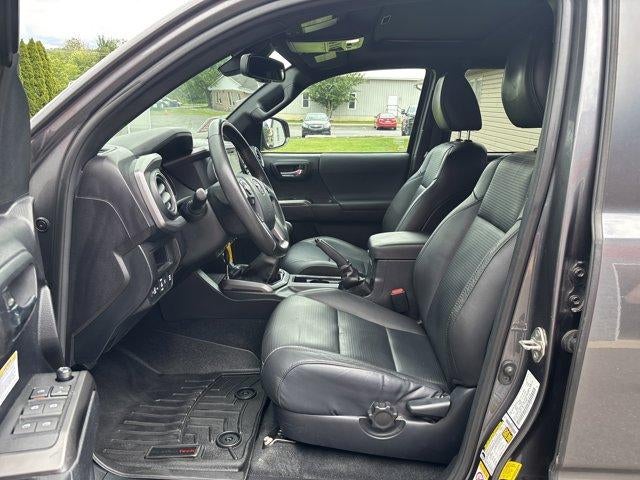 2019 Toyota Tacoma 4WD 4WD TRD Off Road Double Cab 5' Bed V6 MT (Natl)