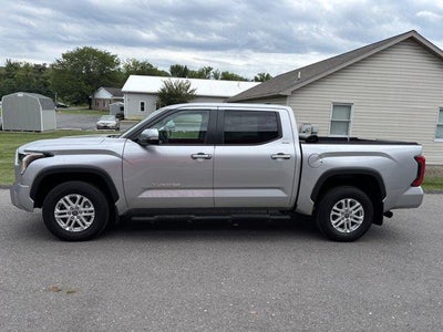 2024 Toyota Tundra 4WD 4WD SR5 CrewMax 5.5' Bed (SE)