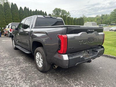 2023 Toyota Tundra 4WD 4WD SR5 CrewMax 5.5' Bed (SE)