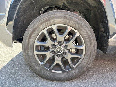 2024 Toyota Tundra 4WD 4WD Platinum CrewMax 5.5' Bed (Natl)