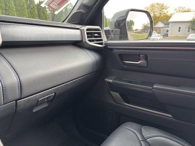 2026 Toyota Tundra 4WD 4WD Platinum CrewMax 5.5' Bed (Natl)