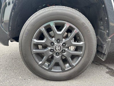 2025 Toyota Tundra 4WD 4WD Platinum Hybrid CrewMax 5.5' Bed (Natl)