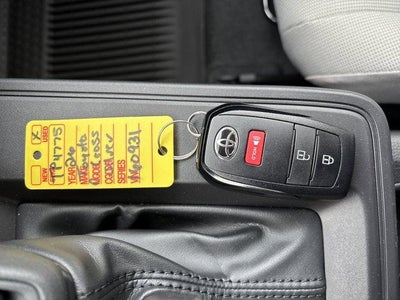 2026 Toyota Corolla Cross LE 4WD (Natl)