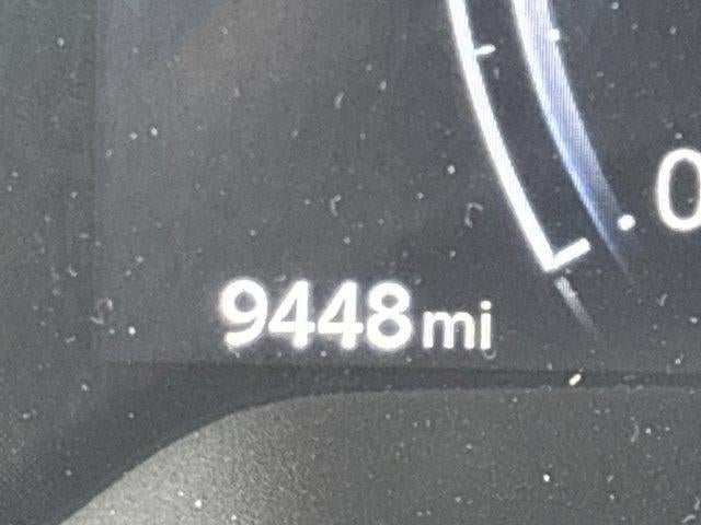 2024 Toyota Corolla Cross XLE 4WD (Natl)