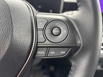 2024 Toyota Corolla Cross XLE 4WD (Natl)