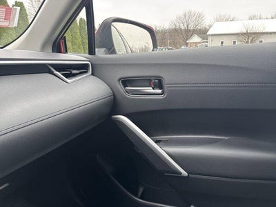 2024 Toyota Corolla Cross XLE 4WD (Natl)