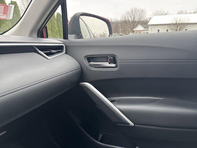 2024 Toyota Corolla Cross XLE 4WD (Natl)