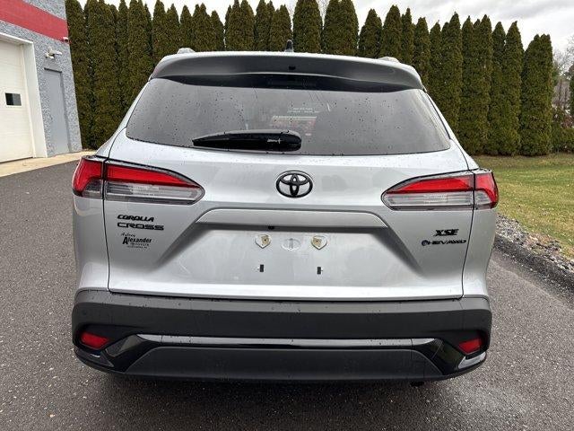 2025 Toyota Corolla Cross Hybrid XSE 4WD (Natl)