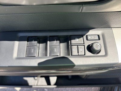 2026 Toyota Sequoia Platinum 4WD (Natl)