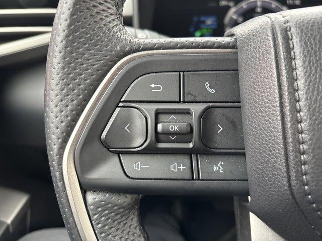 2025 Toyota Sequoia SR5 4WD (SE)