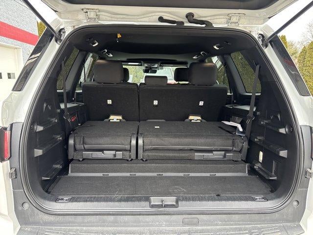 2025 Toyota Sequoia SR5 4WD (SE)
