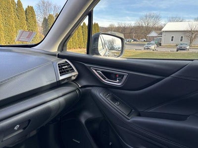 2023 Subaru Forester Touring CVT