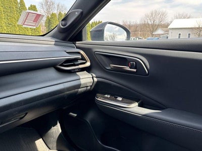 2025 Toyota Crown Signia Limited AWD (Natl)