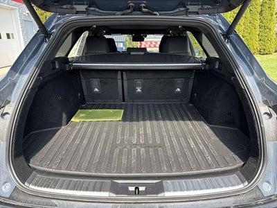 2025 Toyota Crown Signia Limited AWD (Natl)