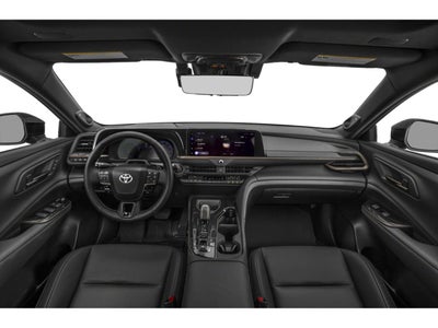 2025 Toyota Crown Signia Limited AWD (Natl)
