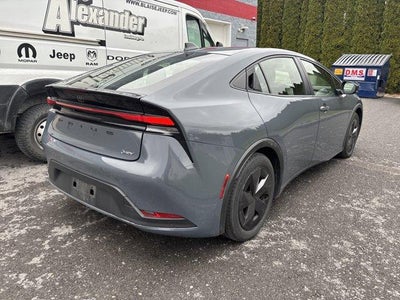 2024 Toyota Prius LE (Natl)