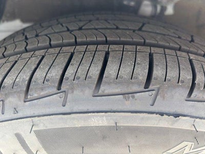 2025 Toyota Corolla Hybrid LE FWD (Natl)